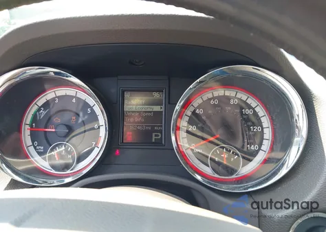 2013 Dodge Durango Sxt z USA, uszkodzony, nr VIN 1C4RDJAG3DC677061